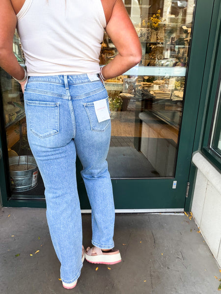 Glowing High Rise Jeans