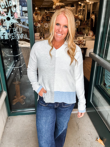 Pier Walk V-neck Sweater