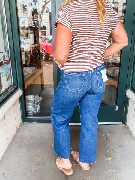 Finders Keepers Mid Rise Crop