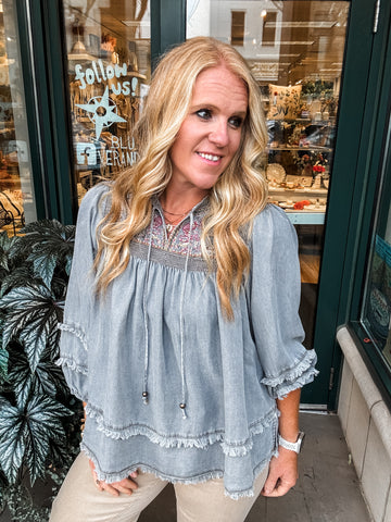Grey Horizons Top