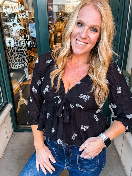 Embrodiered Tie Waist Top