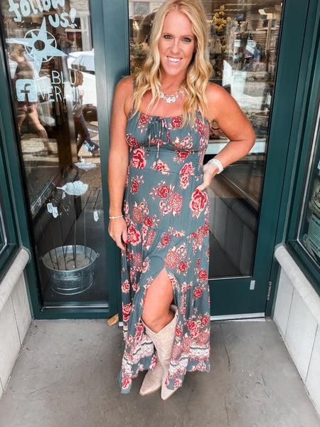 Floral Maxi Dress w/Leg slit